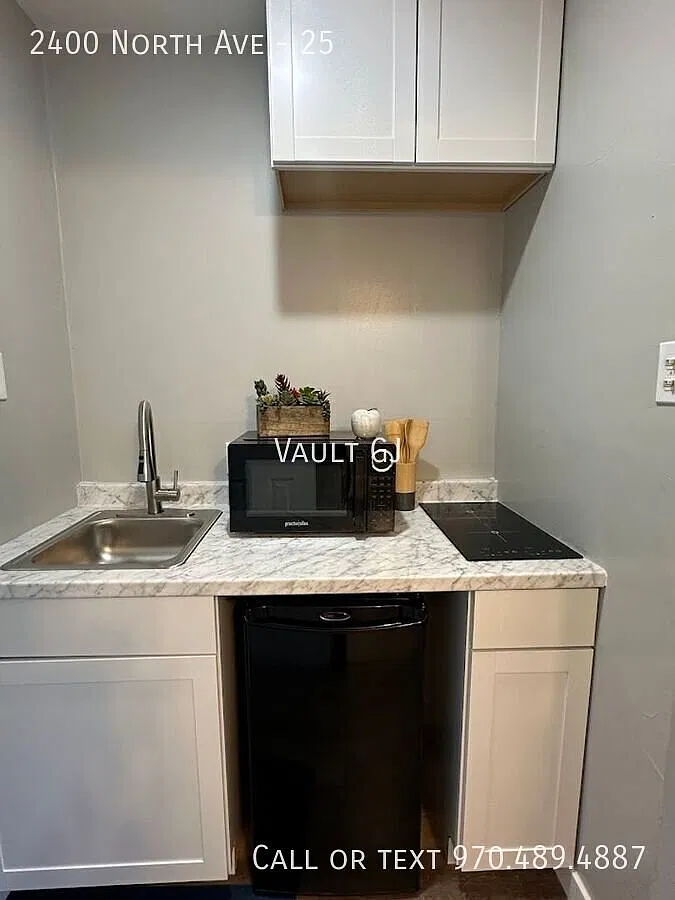 Updated, convenient, affordable living in Grand Junction! No roommates needed — Photo 4