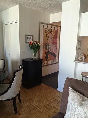 Rented by Owner | media 9