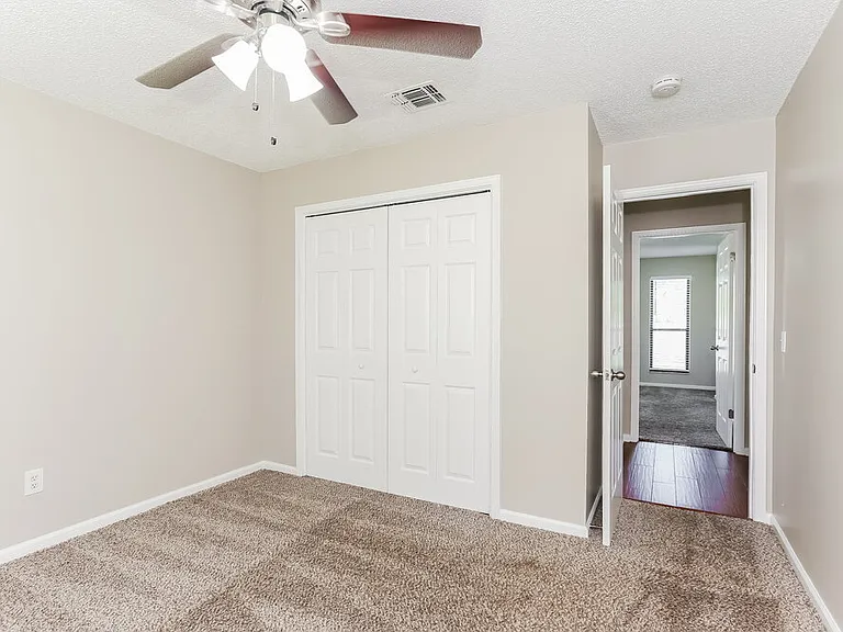 11690 Cherry Bark Dr W — Photo 14