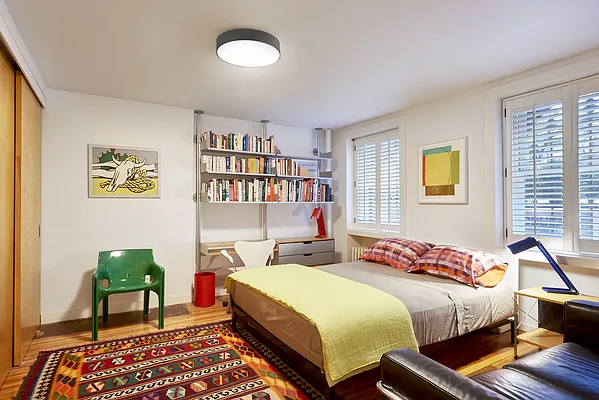 Rented by Warburg | media 65