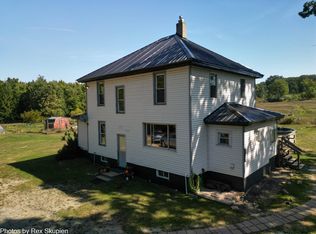 11664 N Gordon Ave, Bitely, MI 49309