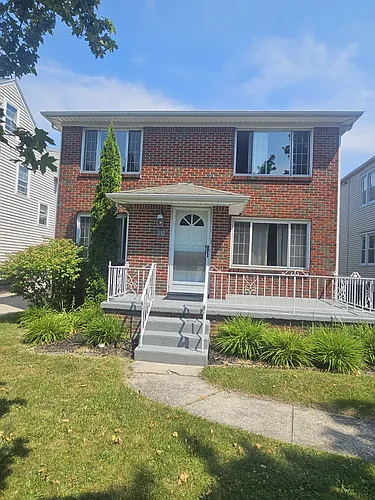 38 Delham Ave #2 Photo 1