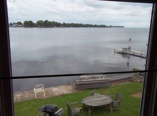 9128 Beach Rd, Brewerton, NY 13029