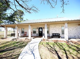 1835 Upper Montague Rd, Bowie, TX 76230