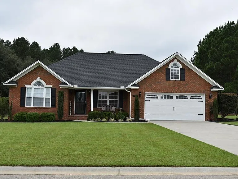 3950 Cantle Dr — Photo 1
