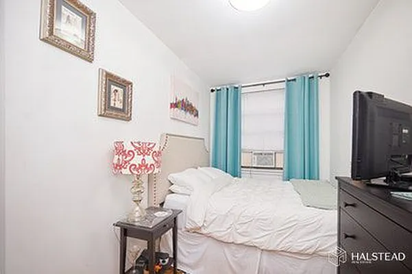 Rented by Halstead Real Estate | media 65