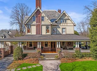 256 Ivy Pl, Ridgewood, NJ 07450