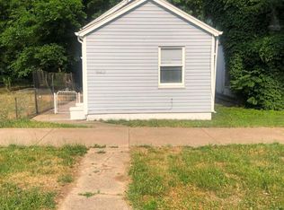1704 S Livingston St, Peoria, IL 61605