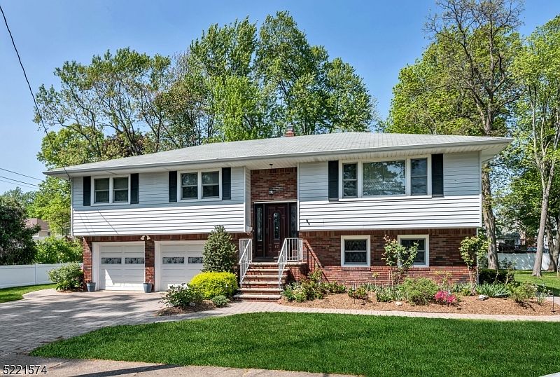 67 Summit Ave Waldwick NJ 07463 Zillow