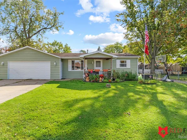 1176 Corydon Dr, Mount Morris, MI 48458