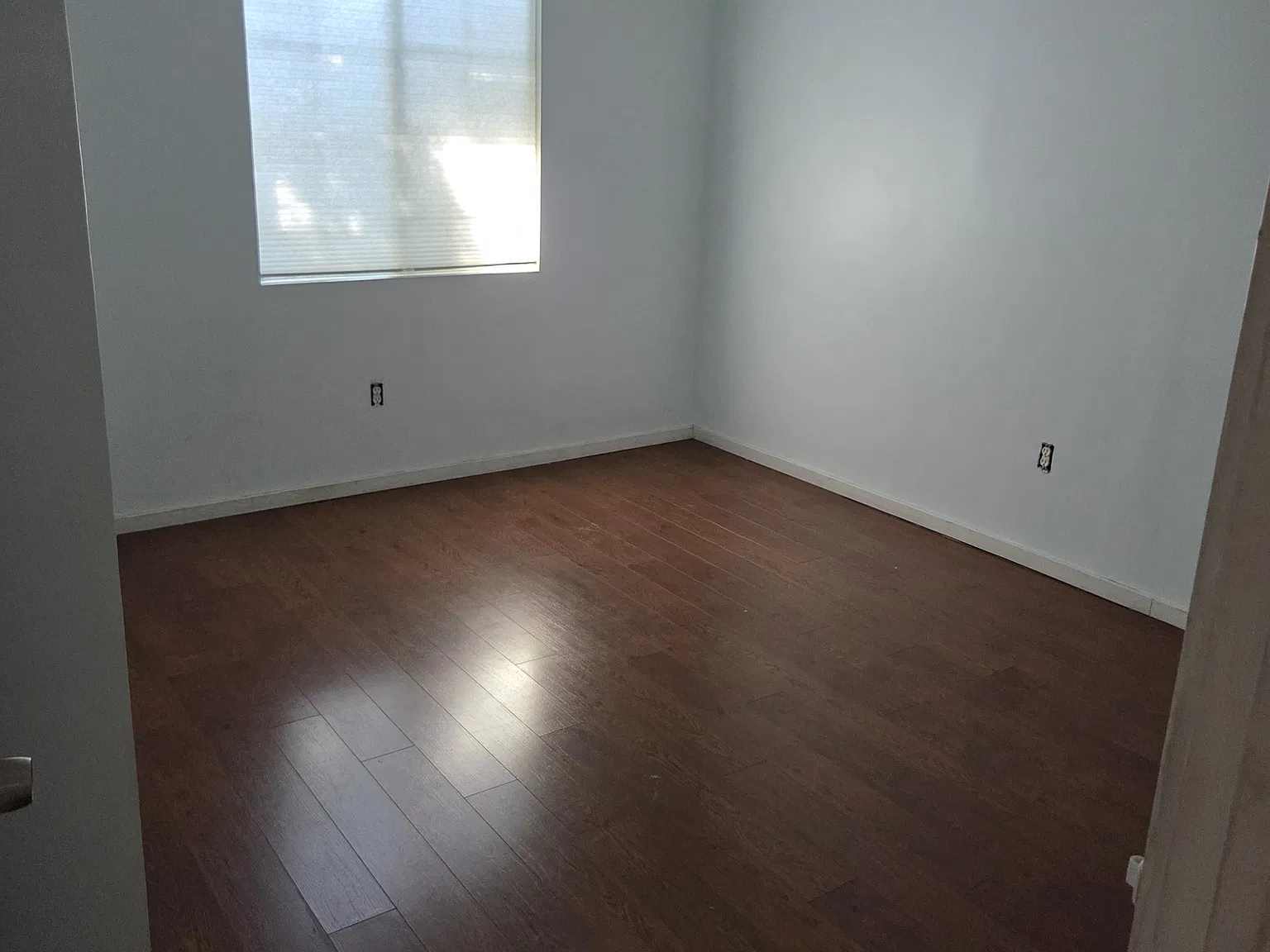 E Avenue 42, Los Angeles — Photo 2