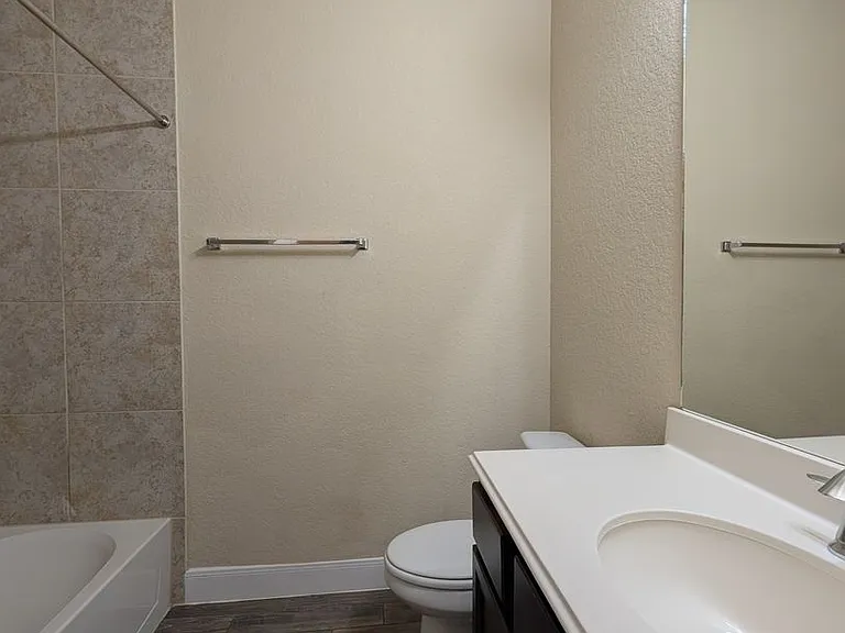 1227 Old FM 306 — Photo 21