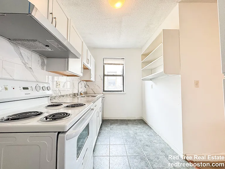 325 Summit Ave #9 — Photo 5