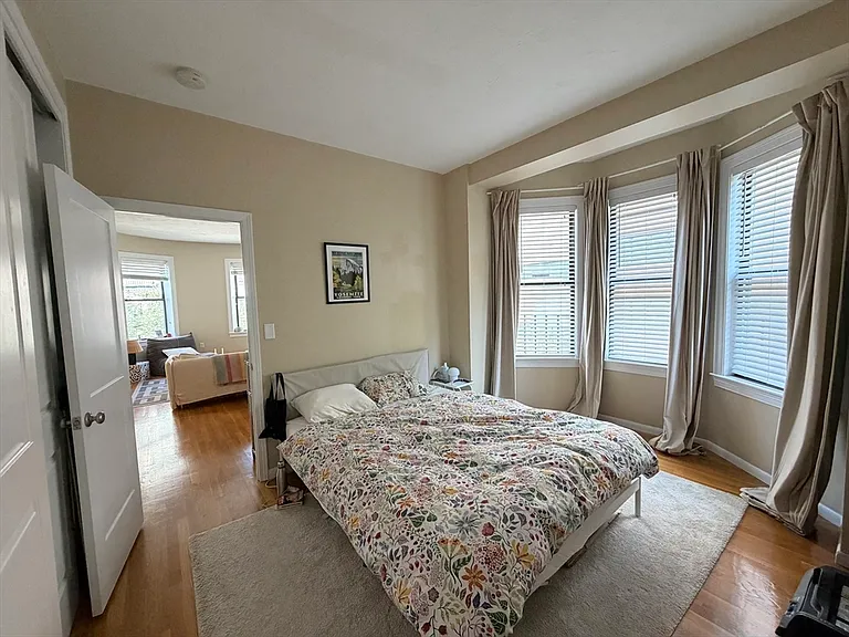 40 Saint Botolph St #34 — Photo 11