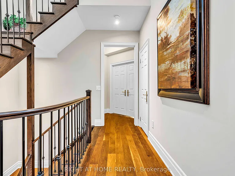 184 Dorval Dr — Photo 15