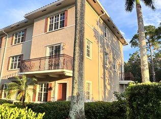 898 University Blvd, Jupiter, FL 33458