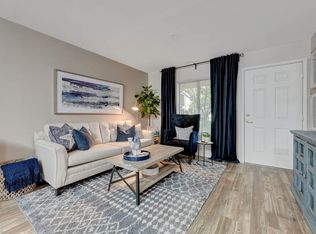 990 Equestrian Dr APT 2215, Henderson, NV 89002