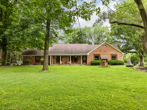 10332 Vandergriff Rd, Indianapolis, IN 46239