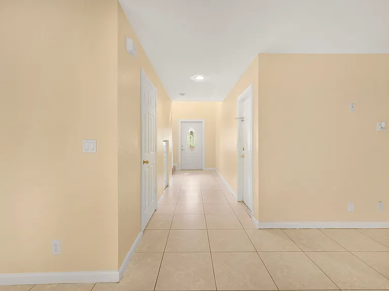 929 Imperial Lake Rd — Photo 4