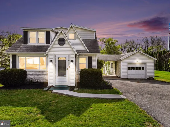 67 Fairfield St, Carlisle, PA 17013