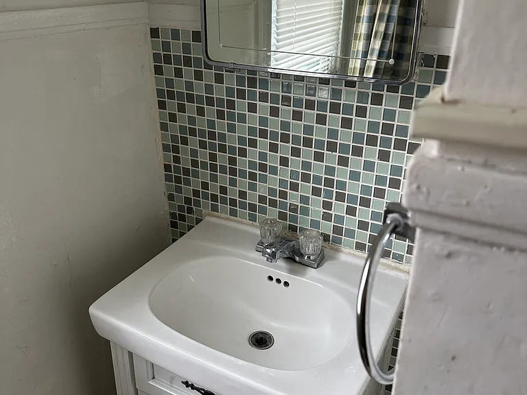 112 Berkeley St #2 — Photo 16