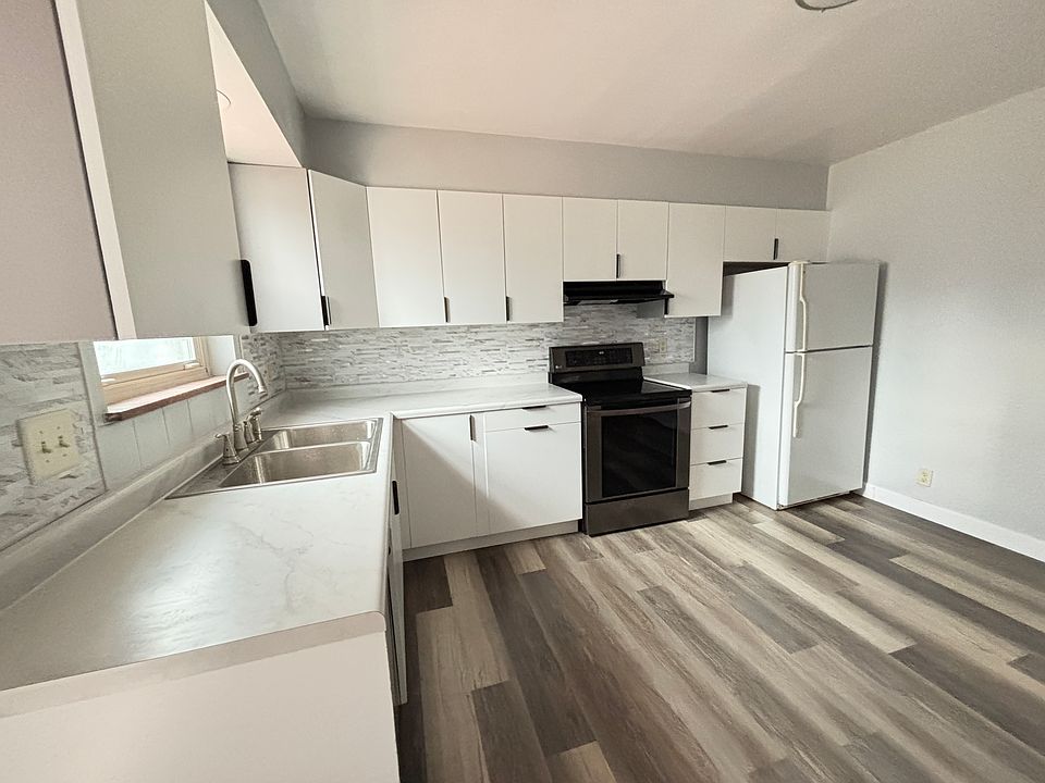1st image of 1285 Norman Ave #1