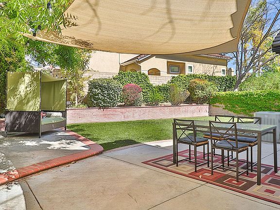 3rd image of 5005 Evanwood Ave