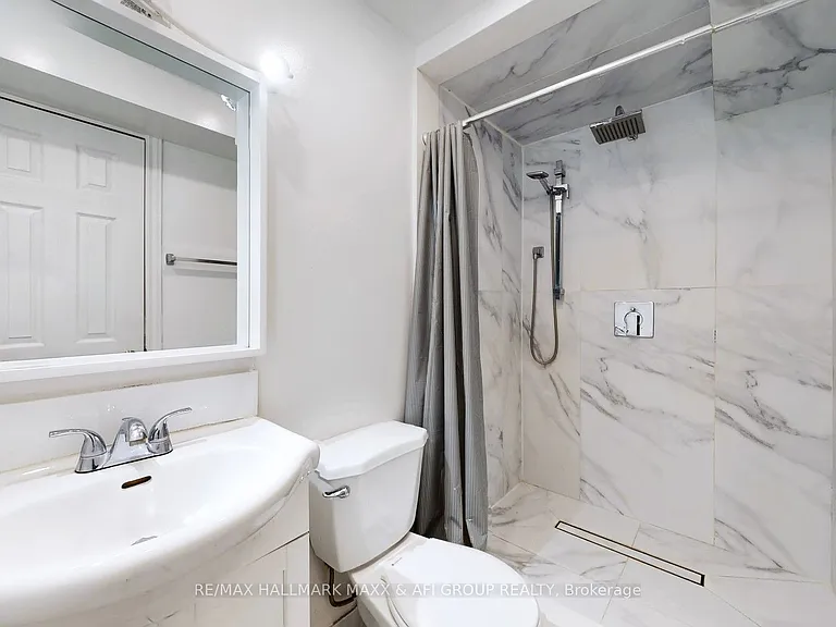 719 Shanahan Blvd — Photo 14