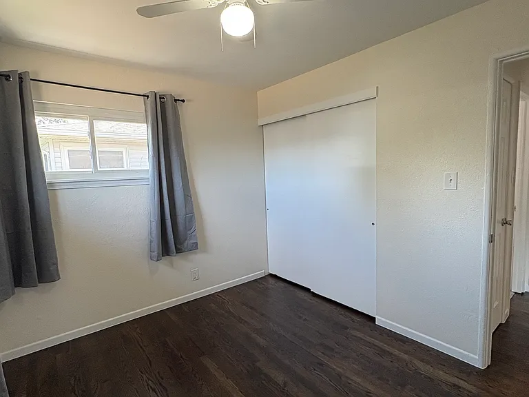 1174 S Umatilla St — Photo 9