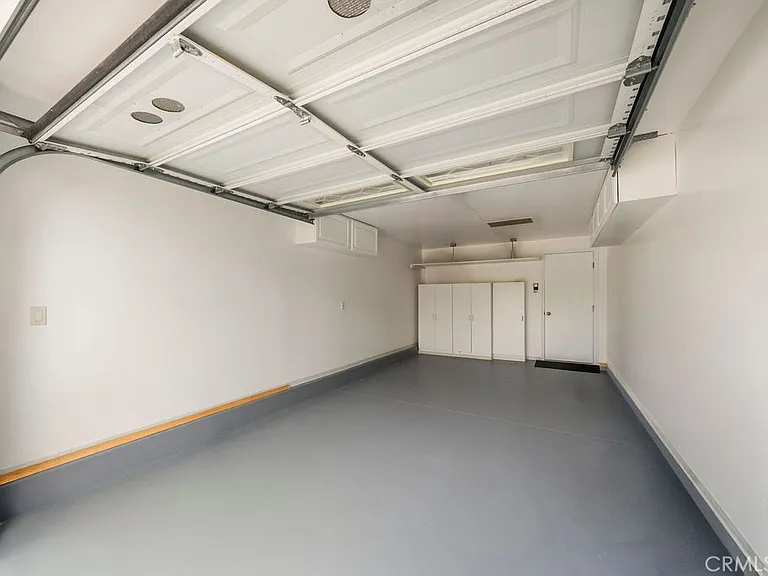 1651 Thurston Dr — Photo 33