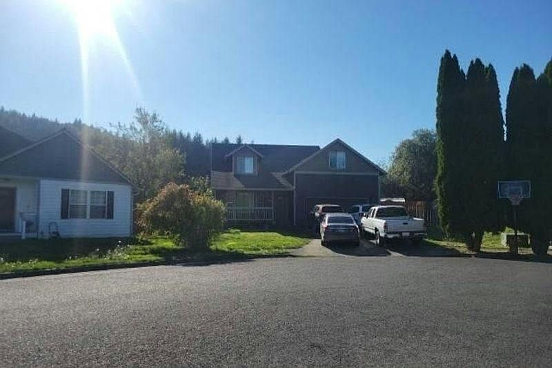 2nd image of 4429 Zirkel Ct