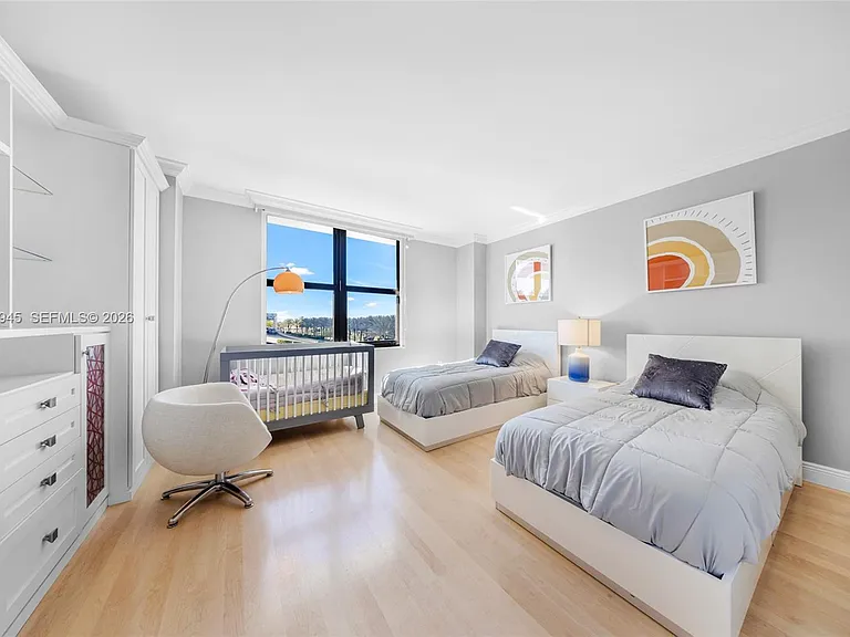 9801 Collins Ave #5S — Photo 34