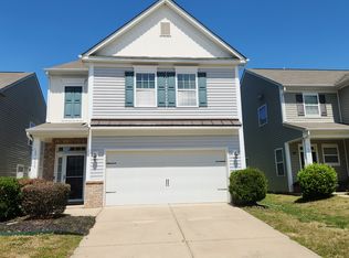 508 Knothole Ln, Charlotte, NC 28214