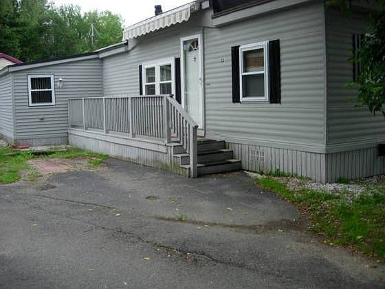 1st image of 104 Broadway Trlr 13