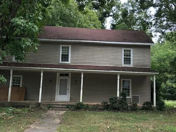 1205 Goodes Ferry Rd, South Hill, VA 23970
