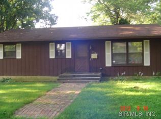 718 E Winter Ave, Greenville, IL