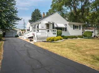 3410 Roberts St, Franksville, WI 53126