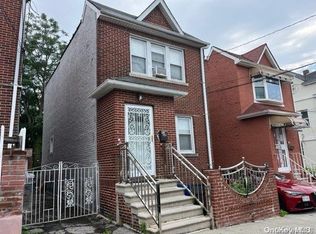 852 E 215th St, Bronx, NY 10467