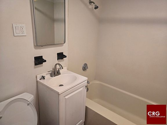 5th image of 144 School St APT 1L