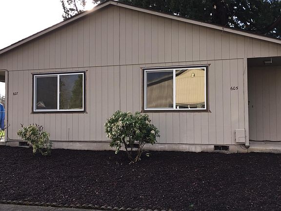 605 South Center Duplex