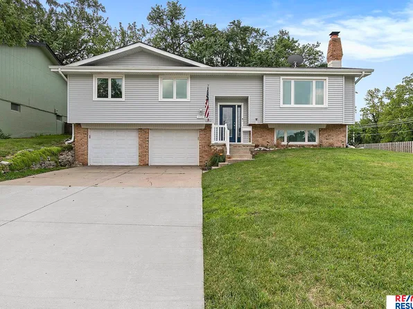 3515 Lynnwood Dr, Bellevue, NE 68123