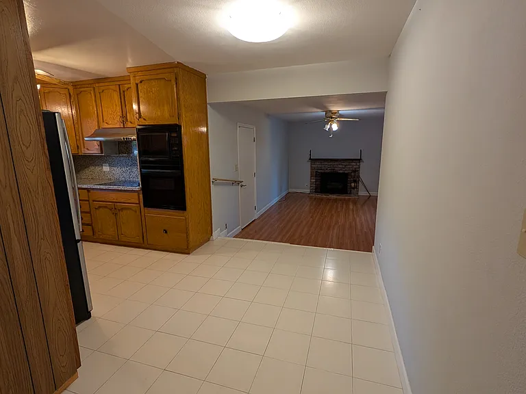 4448 Irvington Ave — Photo 9