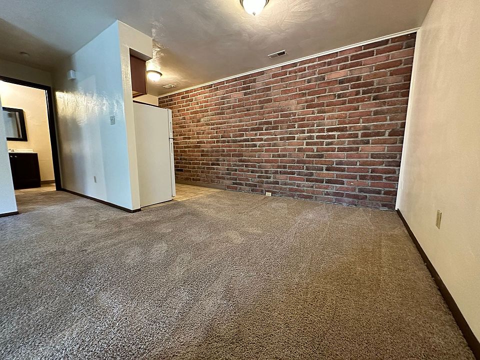 1st image of 1333 Hunter Rd #29
