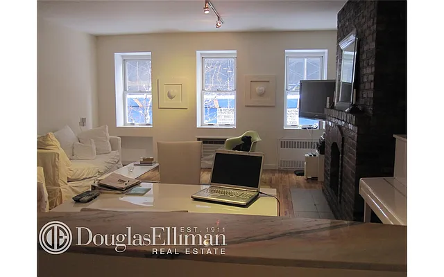 Rented by Douglas Elliman | media 20