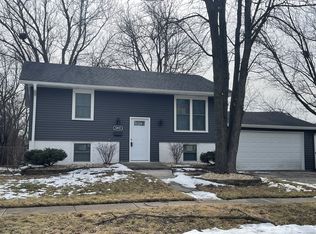 4459 Balmoral Dr, Richton Park, IL 60471