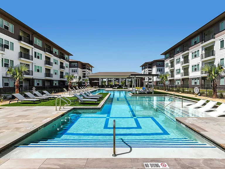 The Vaughan — Photo 15