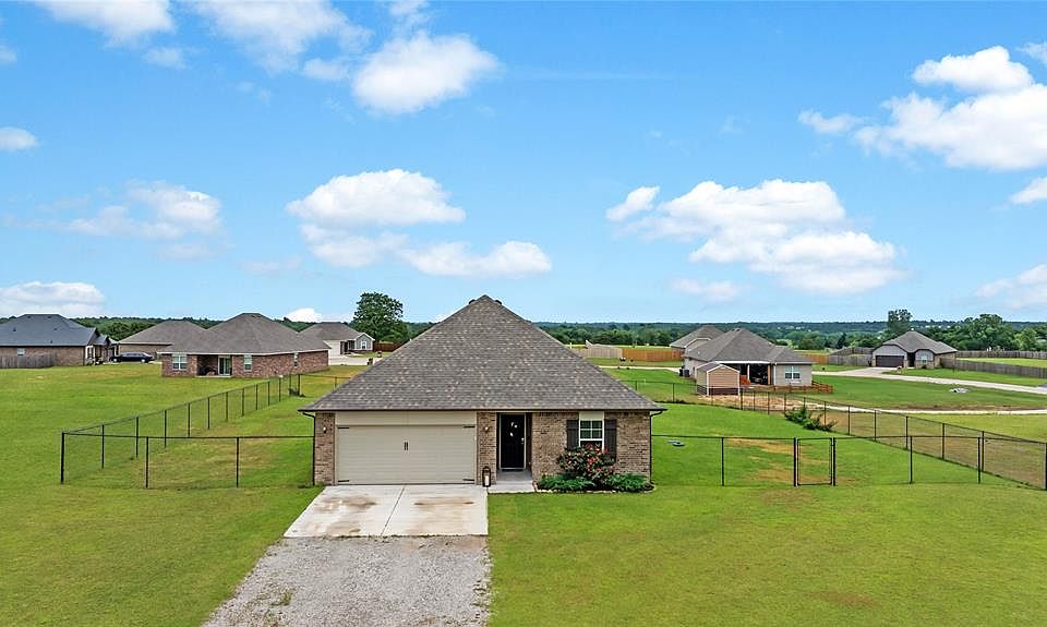 1st image of 15951 Lasso Cir