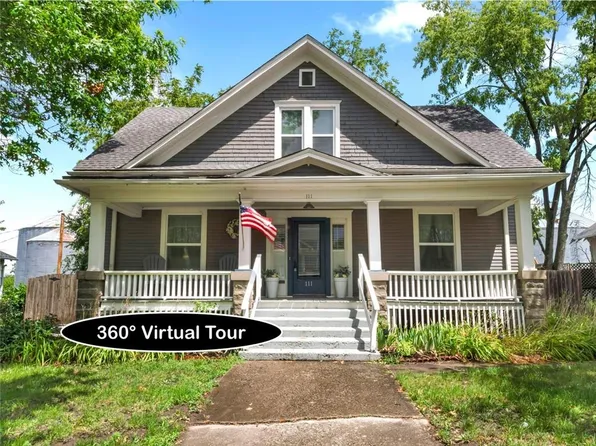 111 W Marshall St, Sweet Springs, MO 65351