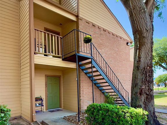 2nd image of 16111 Aspenglenn Dr APT 208