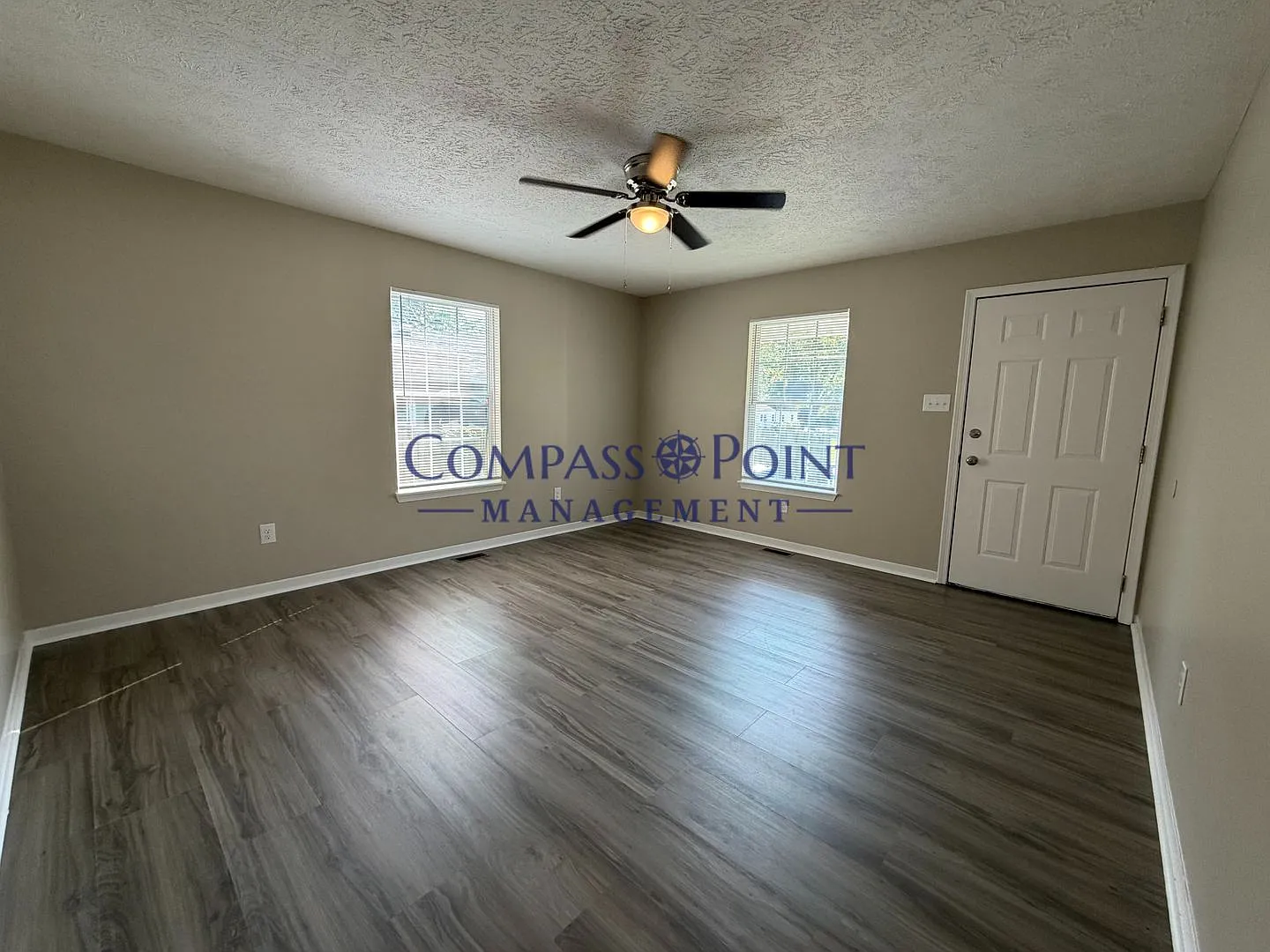 Newly remodeled, four bedroom 1 1/2 bath house! — Photo 3